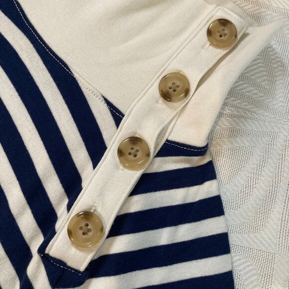 🔥HOST PICK🔥 J.CREW NAVY and WHITE STRIPED LONG SLEEVED TOP with BUTTON CLOSURE - Picture 6 of 11